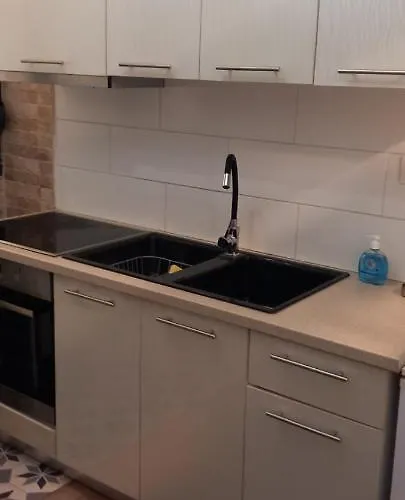 πολυτελεσ στουντιο φαληρο πλησιον ραδιο σιτυ Apartamento *